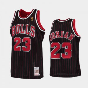 Men Michael Jordan #23 Black Chicago Bulls 1996-97 Hardwood Classics Jersey 455221-265